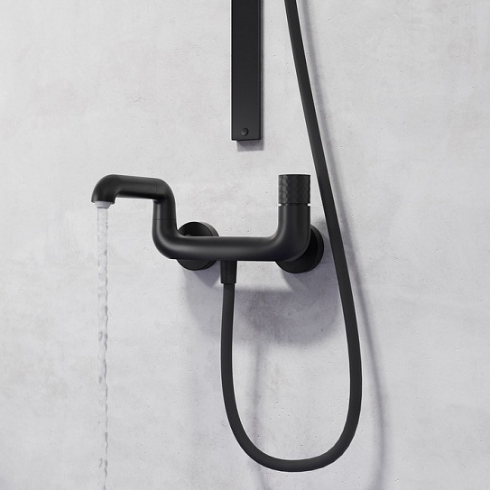 Смеситель для ванны Iddis Twist TWIBLBTi02WA