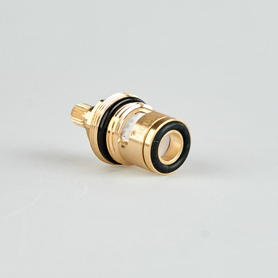 Кранбукса керамическая 180° 20 зубцов G 1/2 Iddis 998CR461SM