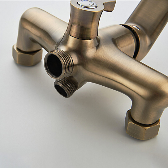 Смеситель для ванны Ledeme длинный, поворотный L2248C