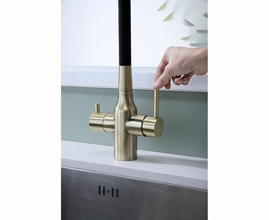 Смеситель для кухни Paulmark Salix под фильтр с гибким изливом, бронза, Sa213419-BR