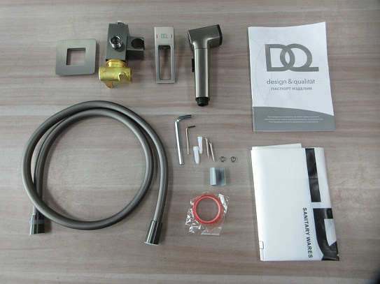 Смеситель с гигиеническим душем DQ Dortmund DA1714506 встраиваемый графит