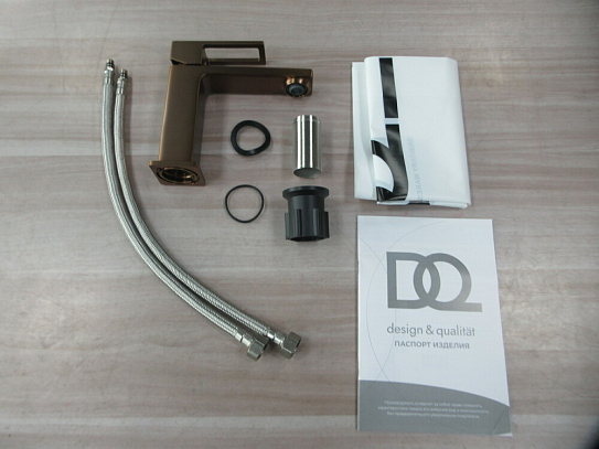 Смеситель для раковины DQ Dortmund DA1712133 брашированное розовое золото