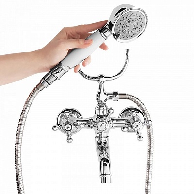 Смеситель для ванны с коротким изливом Iddis Sam SAMSB02i02