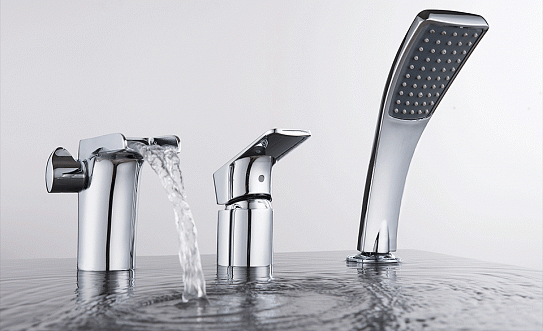 Смеситель на борт ванны D&K Berlin.Freie DA1434201 врезной каскад хром