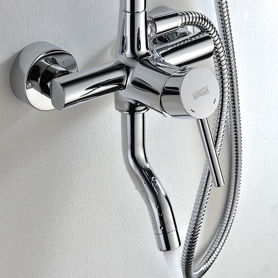 Душевой комплект со смесителем для ванны, 84/125х58 см WasserKRAFT A14401