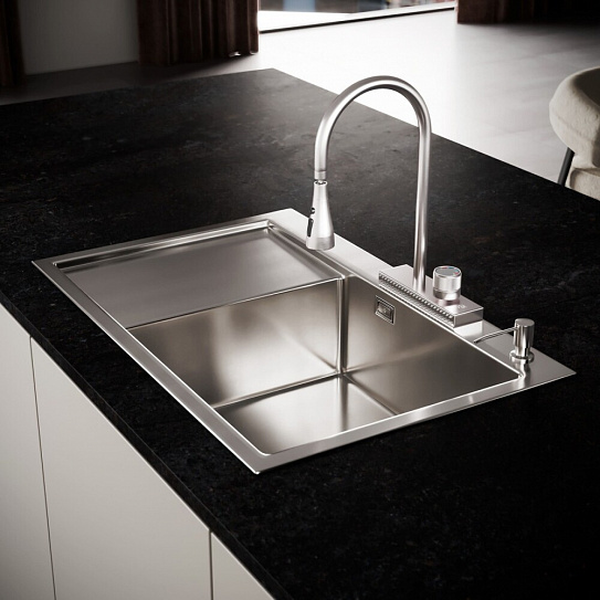 Кухонная мойка правая с дозатором РМС MRK-7851R