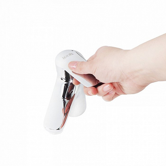 Смеситель для умывальника с гигиеническим душем Iddis Torr TORSB00i08