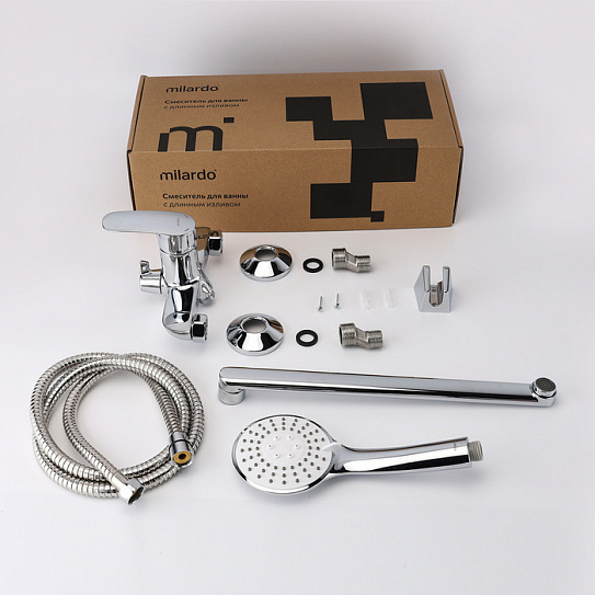 Смеситель для ванны с длинными изливом Milardo Rora глянцевый хром RORSB00M10