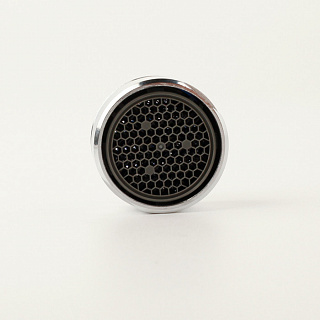 Аэратор для смесителя пластик, M28, наружная резьба, корпусный IDDIS 996P28B1SM