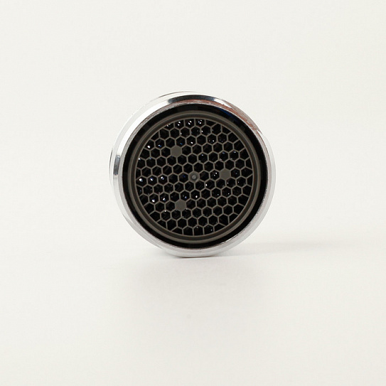 Аэратор для смесителя пластик, M28, наружная резьба, корпусный IDDIS 996P28B1SM