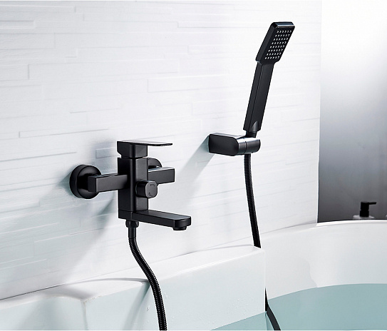 Смеситель для ванны Ledeme L3233B