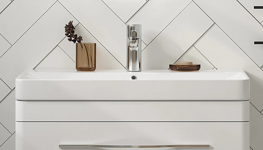 Раковина керамическая Velvex 80см, модель 9595(80)