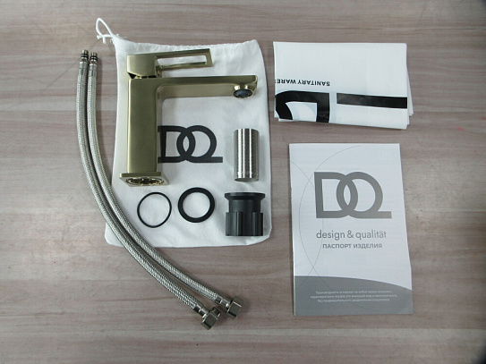 Смеситель для раковины DQ Dortmund DA1712107 матовое золото